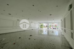 Cho thuê mặt bằng nguyên căn 2 tầng mặt tiền gần đường lê duẩn