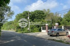 Mặt tiền đường biệt thự lê duẩn, trung tâm tx chơn thành, giảm mạnh từ 2tỷ2, xuống 1tỷ2, sổ sẵn.