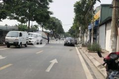 Cần bán đất phố thạch cầu, lô góc, ô tô vào đất, 42 m2, mặt tiền 4 m, giá chỉ 2,8 tỷ.