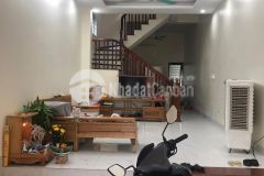 Bán nhà thống nhất cự khối ô tô vào nhà view sông hồng 64m 4xtỷ ở ngay