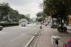 Bán nhà phố nguyễn văn cừ, ô tô vào nhà, 40 m2, 5 tầng, giá chỉ 4,5 tỷ.