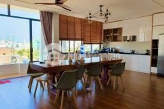 Bán gấp nhà mặt tiền gần biển kđt hà quang 2 nha trang