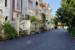 Bán bt trung văn hancic, nam từ liêm. dt 145m 150m 178m. giá từ 15 tỷ.lh0964769634