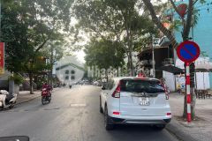 Giảm chào 100 triệu bán nhà kim giang 36m2x5 tầng mặt tiền 5m 3.9 tỷ gần phố