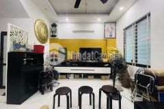 Bán nhà riêng mạc thị bưởi, hbt, ô tô, lô góc,45m, 5t, mt 4m, nhỉnh 4 tỷ, lh 0984417892.