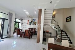 Bán biệt thự mặt tiền kinh doanh 210m2 man thiện,lê văn việt,quận 9 121m2 chỉ 13,5 tỉ.