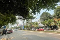 Bán nhà 2 tầng mặt tiền đường quang trung phường đông vệ