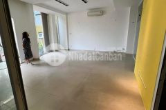 Cho thuê văn phòng có sân và lối đi riêng nằm gần đường lê lợi