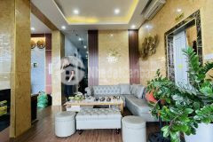 Bán khách sạn phạm huy thông 110m2 7 tầng mt 7 mét siêu vip mặt hồ ngọc khánh 0944523668