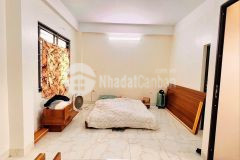 Bán nhà phố gốc đề, dt 32m2, 4 tầng, oto đỗ cửa, giá chào 3 tỷ.