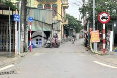 Bán gấp căn hộ ccmn ngọc thụy chỉ 800 triệu. thủy 0936587193.