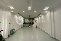 Ở kinh doanh bán nhà 5 tầng hxh cmt8, 59m2 4x14.8m, 7.6 tỷ tl