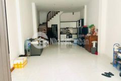 Ô tô lùi cửa 100m là ô tô tránh sát đường phạm văn đồng công viên hòa bình giá 5.3ty