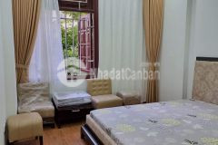 Bán nhà phố hoàng sâm,dt 62,8m,13 tỷ,nội thất gỗ mun sang trọng,oto vào tận cửa0986005083