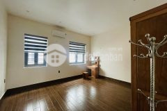 Bán nhà nguyên căn 4 tầng cực đẹp, hoàng huy mall