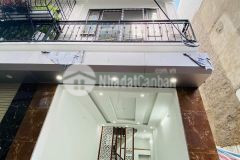 Bán nhà tân mai, 41m 5 tầng, ngõ thông, ôtô, kinh doanh