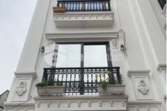 Bán nhà ngõ 12 thạch bàn, long biên, 33m2, mt4m, ô tô, nhỉnh 3 tỷ