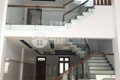 Cho thuê nhà nguyên căn 2.5 tầng mặt tiền khu nam việt á