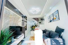 Nhà đẹp phố hoàng mai ngõ rộng thẳng gần hồ đền lừ. 2.96 tỷ.