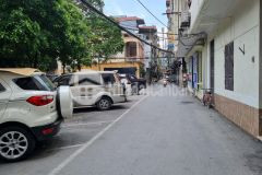 Cần bán nhà ngã tư sở, thanh xuân. oto chánh, oto vào nhà. 42m x4tầng. giá 6,x tỷ