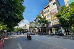 Mp dương văn bé 68m2 mt6m kinh doanh sầm uất ngày đêm. lh khánh trần 0972858666.