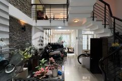 Bán nhà cmt8 quận 3, 100m2, 4 tầng btct, có pn dưới trệt, tặng nội thất nhập khẩu, nhỉnh 10 tỷ
