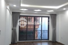 Chính chủ bán nhà cầu giấy 3 tầng xây mới, dọn vào ở ngay, gần quận ủy cầu giấy