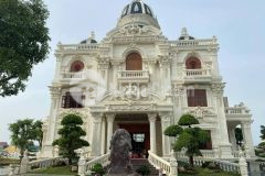 Biệt thự, lâu đài 88c lô góc mặt phố quảng an view hồ tây 1568m2 chỉ 659 tỷ. lh 0989.62.6116