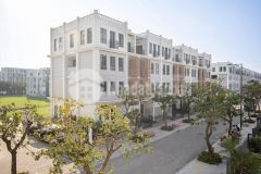 Gia đình cần tiền bán nhanh shophouse 2 mặt tiền mặt đại lộ chu văn an the manor 24,5 tỷ