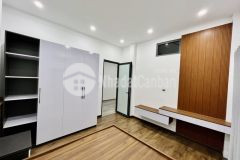 Nhà 2 mê 3 tầng metro giá chỉ 6,8 tỷ