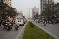 7,5 tỷ có ngay nhà phố láng hạ đống đa, dt 40m x 3t, sđcc