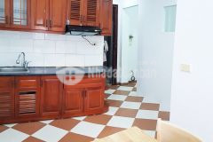 Cần bán gấp nhà 13,5 tỷ mt 7m ngõ pháo đài láng, 80m2x9t,, sđcc