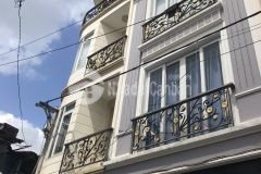 Bán gấp nhà lê quang định 46.5m2 5 tầng 7.2 tỷ.