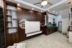 Cực hiếm. bán nhà phố tân mai, hoàng mai. 40m2 x 6 tầng. ô tô. gần phố. hơn 4 tỷ. 0968084286