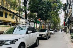 Bán nhà phân lô lạc trung 61m2, 5 tầng thang máy, oto tránh 8.6 tỷ