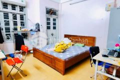 Thẳng tắp ra mặt phố nhà hoàng mai 4 tầng mt 5.2m ở luôn nhỉnh 2 tỷ.