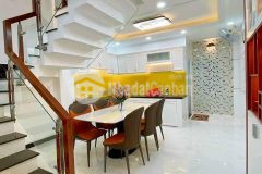 Vào ở ngay bán nhà 4 tầng hxtải đặng văn ngữ, 54m2 3.8x14.2m, 9.4 tỷ tl