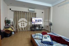 Mặt phố bạch mai, vỉa hè rộng, kd đỉnh, diện tích rộng 56m, giá chào 15 tỷ.