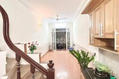 Bán gấp nhà văn hương dt 25m x 3 tầng chỉ 1,8 tỷ nhà cực gần phố