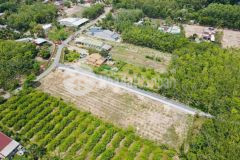 Chính chủ cần bán gấp đất nền 172 m2 full thổ cư cách ql22b 1km.