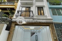 Giảm sốc 500 triệu chủ bán gấp nhà khương đình 42m, 5 tầng mới koong, nhỉnh 4.9 tỷ.