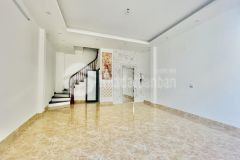 Bán gấp nhà kim giang hàng xóm kđt đại kim, 76m8 tầng thang máy, ô tô, kinh doanh, nhỉnh 11.9 tỷ.