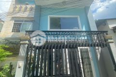 Bán nhà 2 lầu đường 385 tnpa, giá 3.3 tỷ