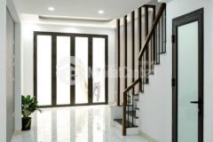 Bán nhà 3 tầng bắc hồng đông anh, dân trí tốt, ô tô đỗ cửa, 40m2 nhỉnh 2 tỷ