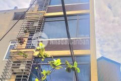 Nhà dân xây ô tô đỗ cửa tương lai mặt đường 12m full nội thất đẹp 5 tầng nhỉnh 3 tỷ.