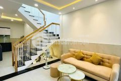 Chính chủ cần bán lại căn nhà đường hoàng hoa thám, phường 7, quận bình thạnh.