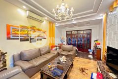 Bán nhà phố hoàng cầu, đống đa, 65m, 7 tầng, thang máy, siêu đẹp, 27t, lh 0902253303