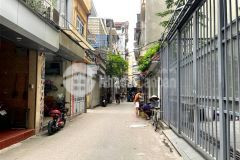 Bán nhà dương văn bé 50m2, mt 4.5m lô góc oto đỗ cửa 5.6 tỷ