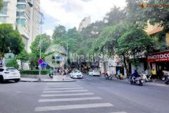 Chính chủ bán gấp nhà mặt phố phó đức chính giá 22 tỷ, 40mx7 tầng, căn góc