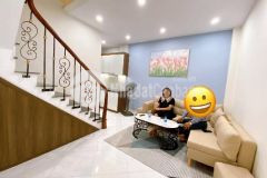 Vũ tông phan tầng 1 37m2, từ t2 42m2, mặt tiền 3,6m2 lên 6 tầng